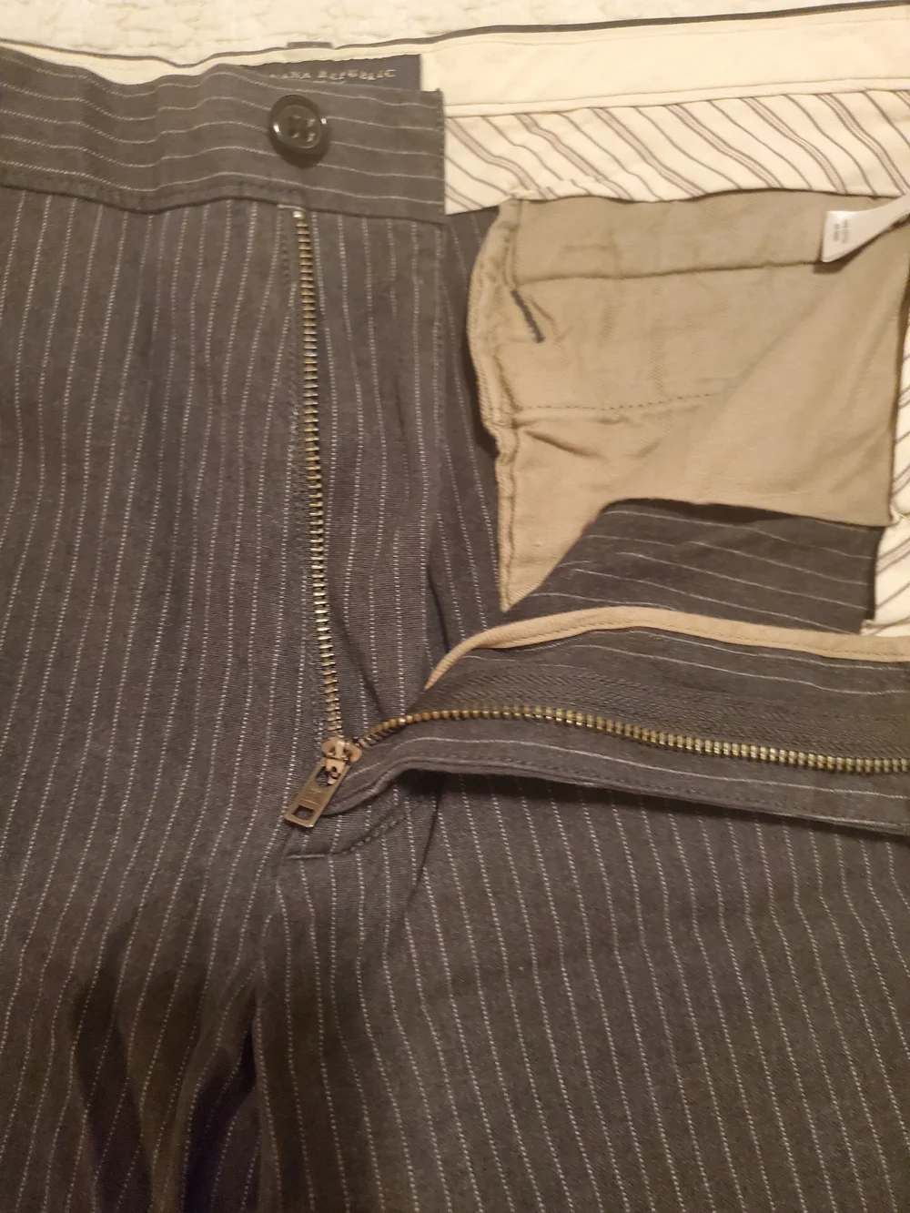 Banana Republic Men's Gray Pinstripe Dress Pants